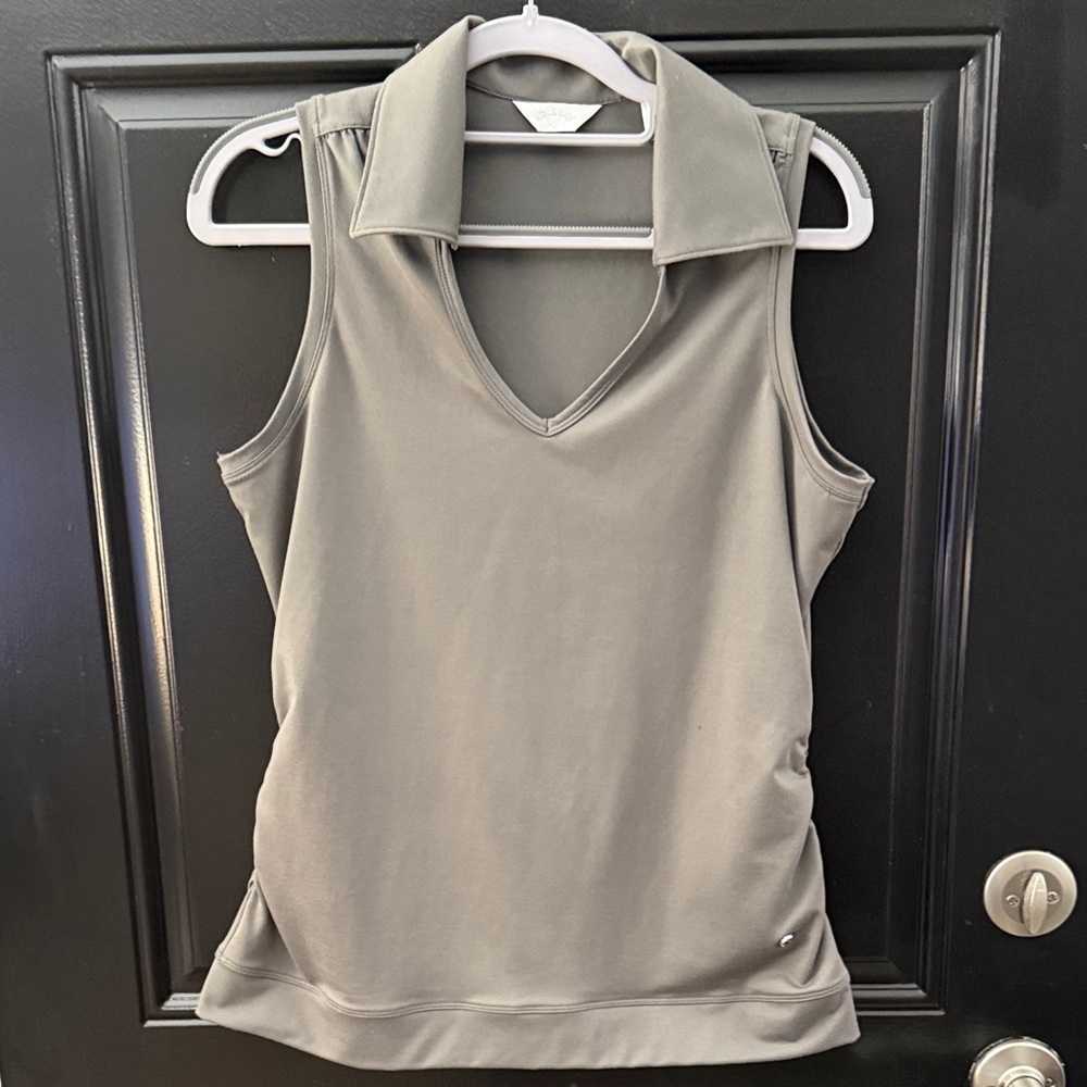Stylish Callaway Golf Women's Gray V-Neck Tank Top